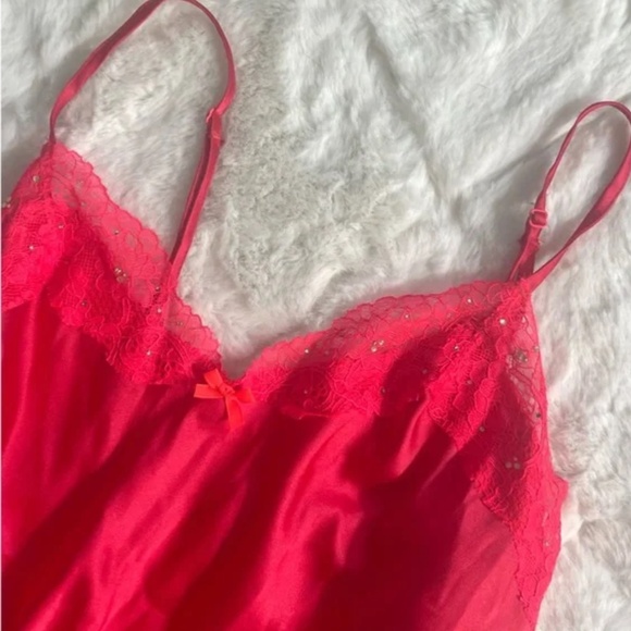 Red Y2K Lace Rhinestone Victoria's Secret Slip - Picture 4 of 5